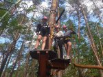 Klasa 4b na zajęciach sportowo-sprawnościowych w Parku Linowym