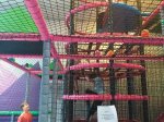 Klasa 4b na zajęciach sportowych w Parku Trampolin